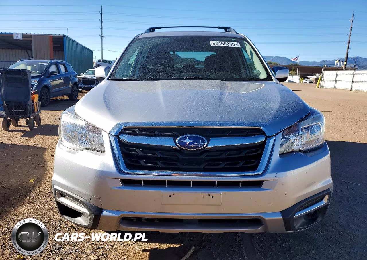 2018 Subaru Forester 2.5I Premium VIN:JF2SJAEC8JG585192 - 5