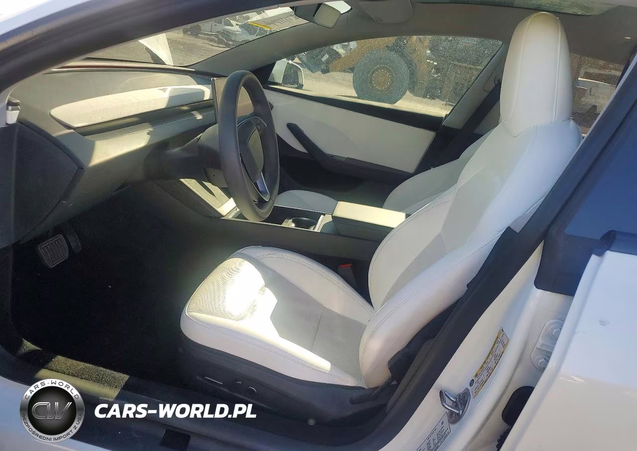2025 Tesla Model 3 VIN:5YJ3E1EA6SF026483 - 7