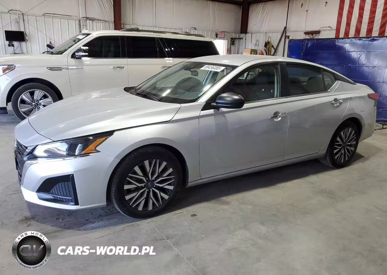 2024 Nissan Altima Sv