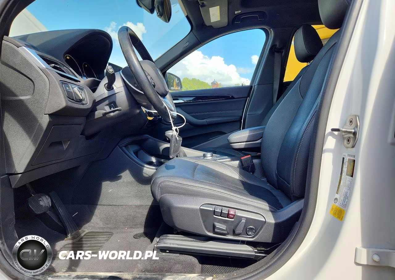2019 BMW X1 Sdrive28I VIN:WBXHU7C52K3H45072 - 7