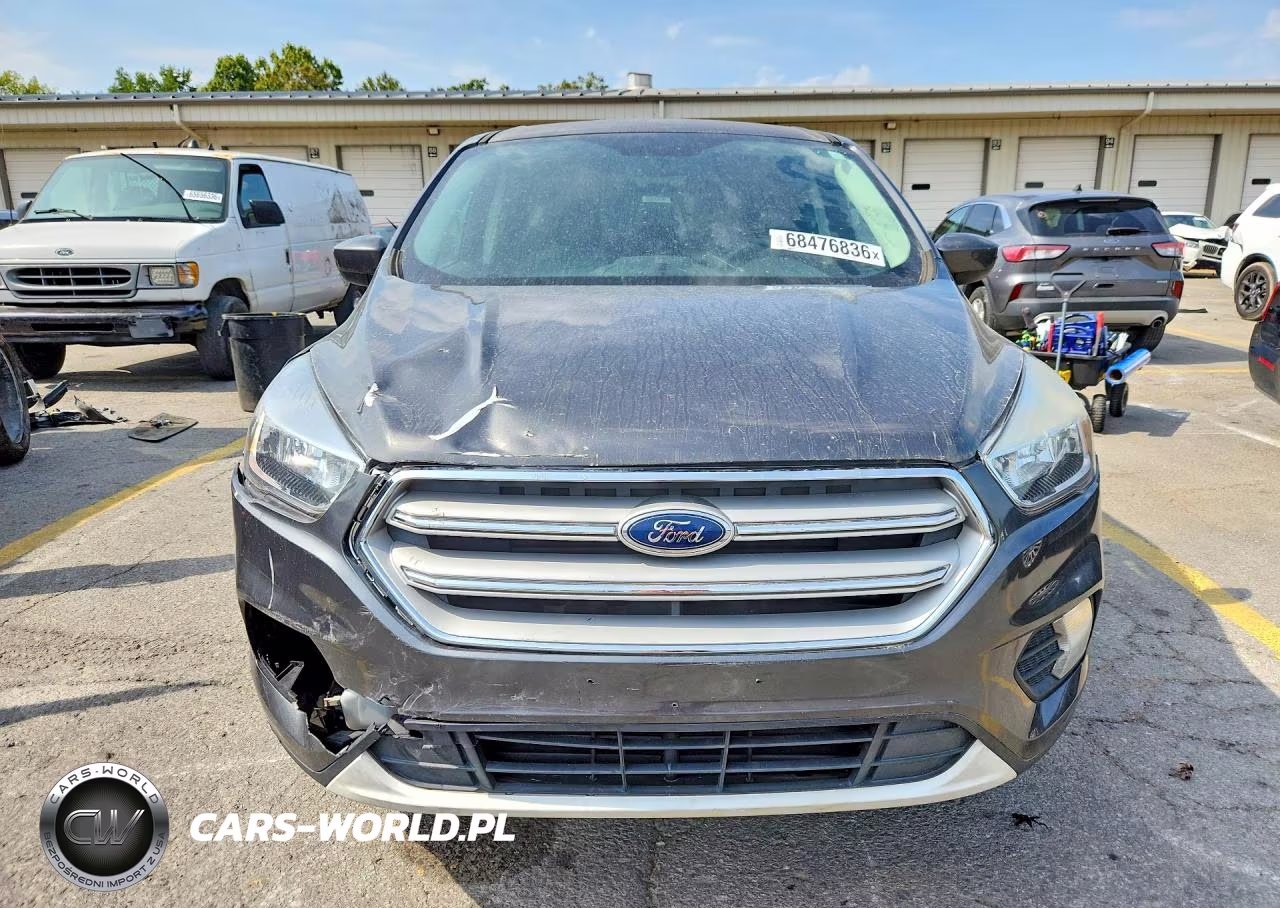 2019 Ford Escape Se VIN:1FMCU9GD2KUC34310 - 5