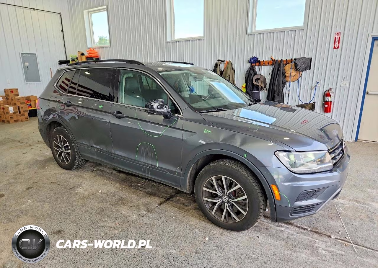 2019 Volkswagen Tiguan Se VIN:3VV2B7AX6KM143883 - 4