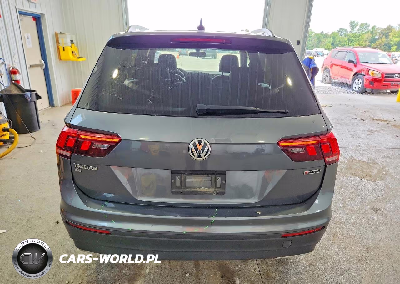 2019 Volkswagen Tiguan Se VIN:3VV2B7AX6KM143883 - 6