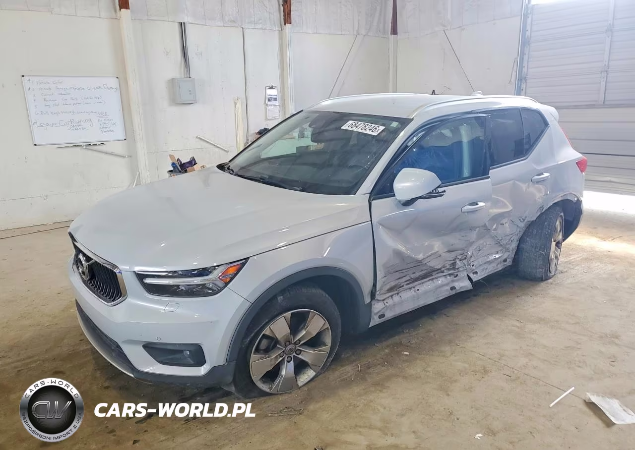 2021 Volvo Xc40 T5 Momentum VIN:YV4162UK1M2573216 - 1