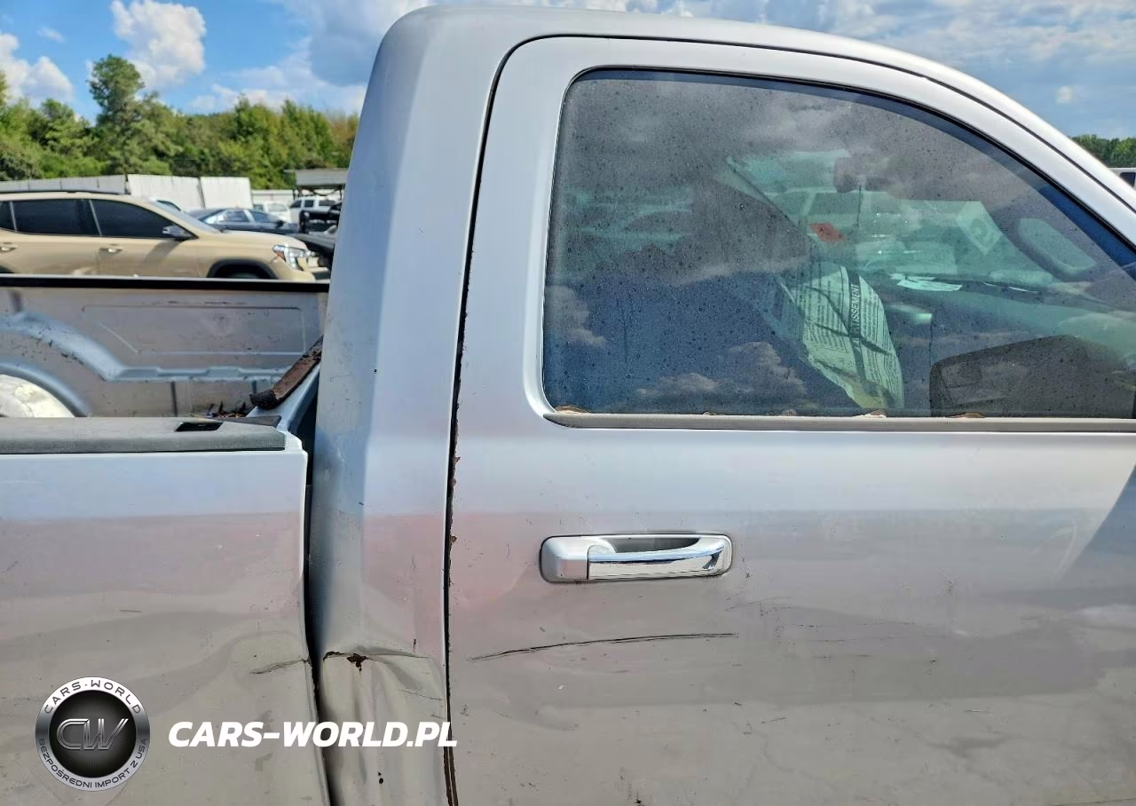2018 Ram 1500 Slt VIN:3C6JR6EG6JG212795 - 10