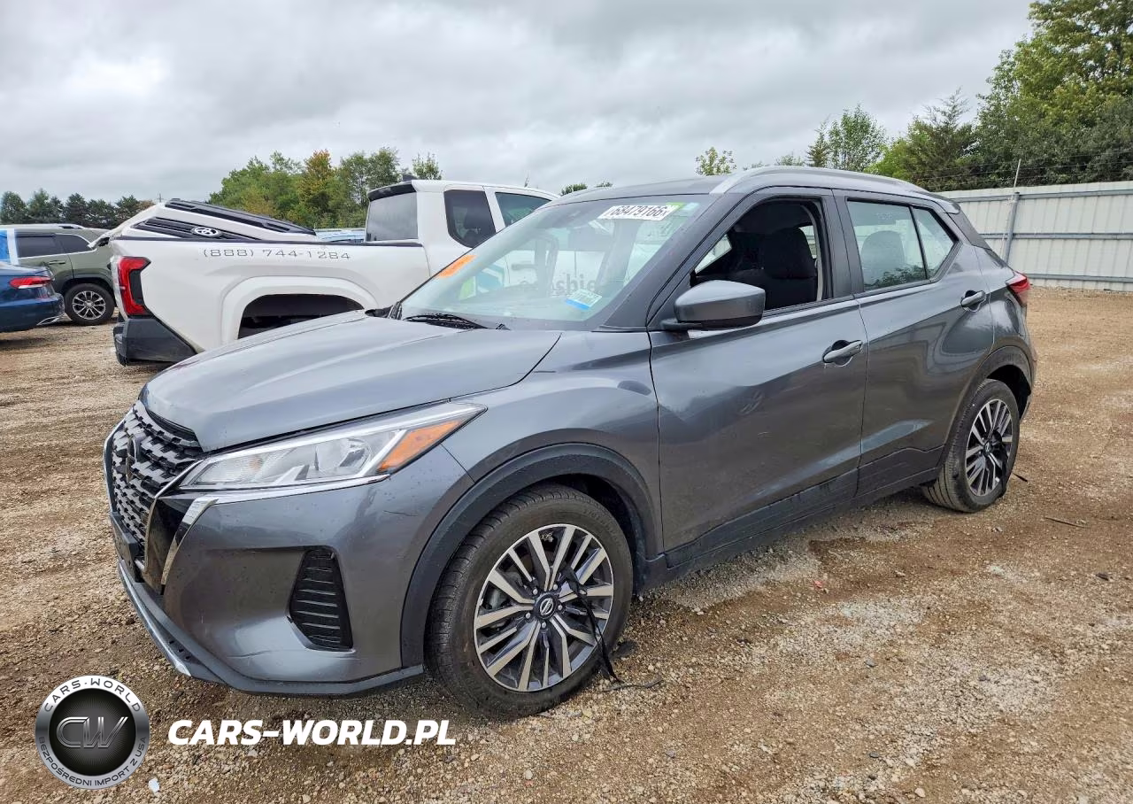 2021 Nissan Kicks Sv
