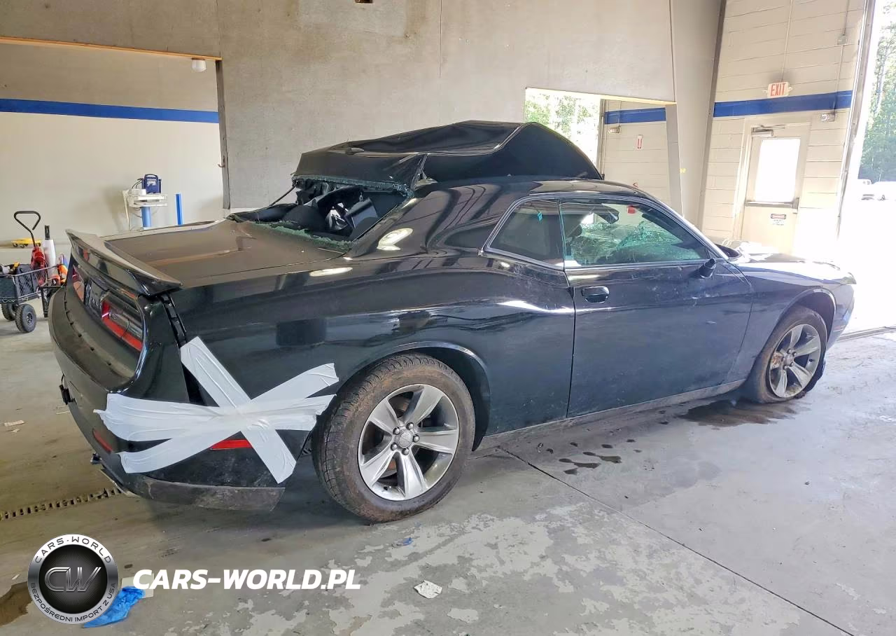 2020 Dodge Challenger Sxt VIN:2C3CDZAG3LH210436 - 3
