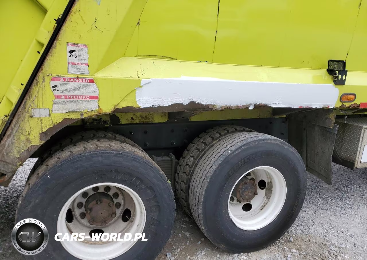 2014 Mack Mru613 Refuse Truck VIN:1M2AV04C4EM011637 - 9