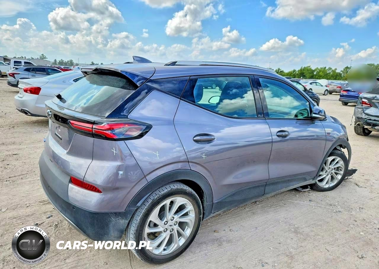 2023 Chevrolet Bolt Euv Lt VIN:1G1FY6S04P4177472 - 3