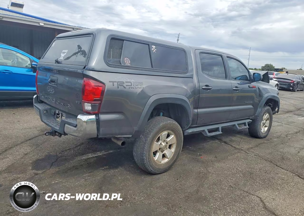 2018 Toyota Tacoma Trd Off-Road VIN:3TMCZ5AN6JM154379 - 3
