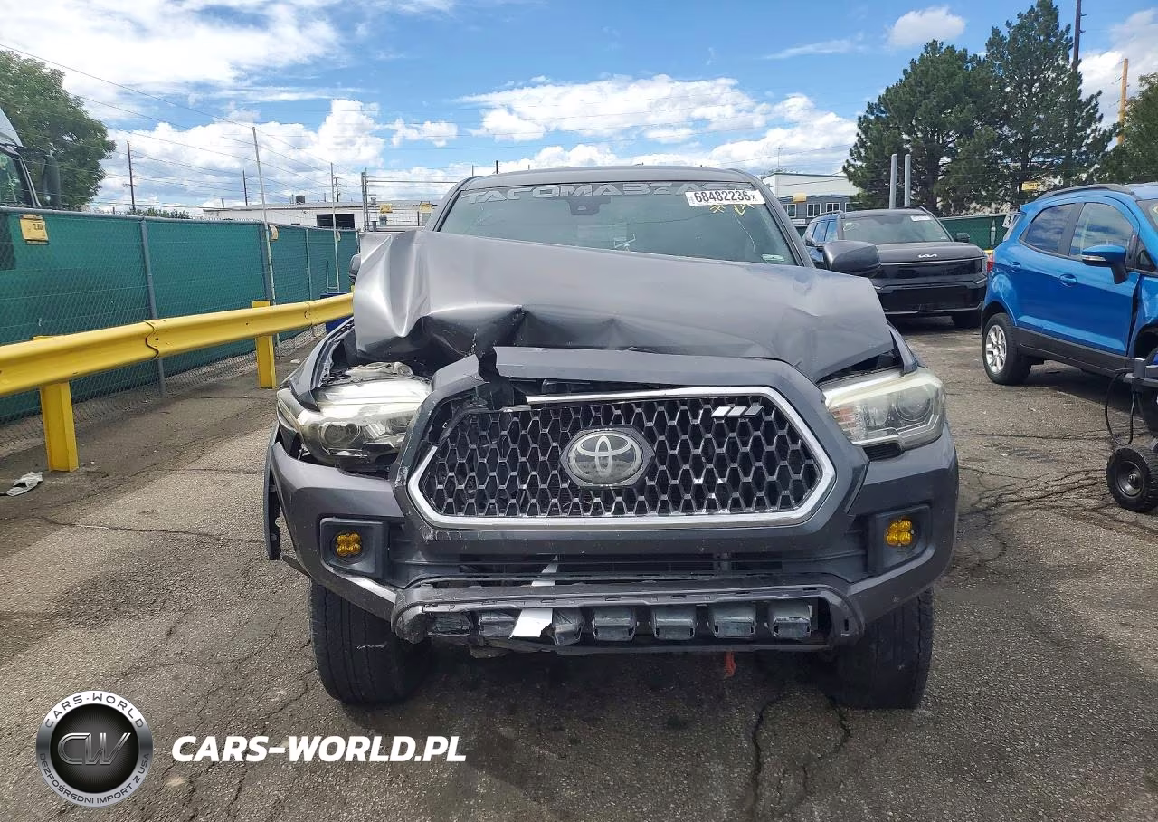 2018 Toyota Tacoma Trd Off-Road VIN:3TMCZ5AN6JM154379 - 5
