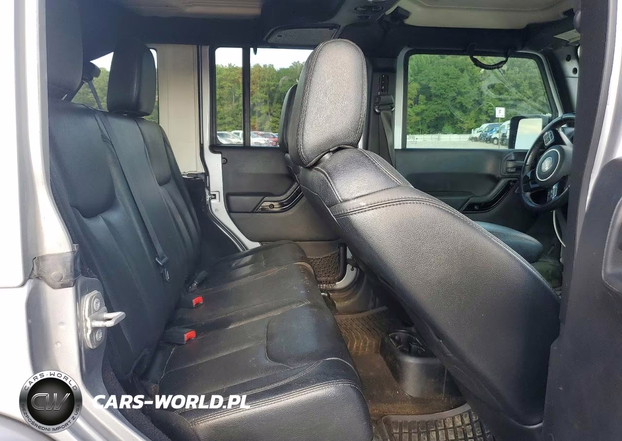 2022 Jeep Wrangler Unlimited Sahara VIN:1C4BJWEG2FL767886 - 11