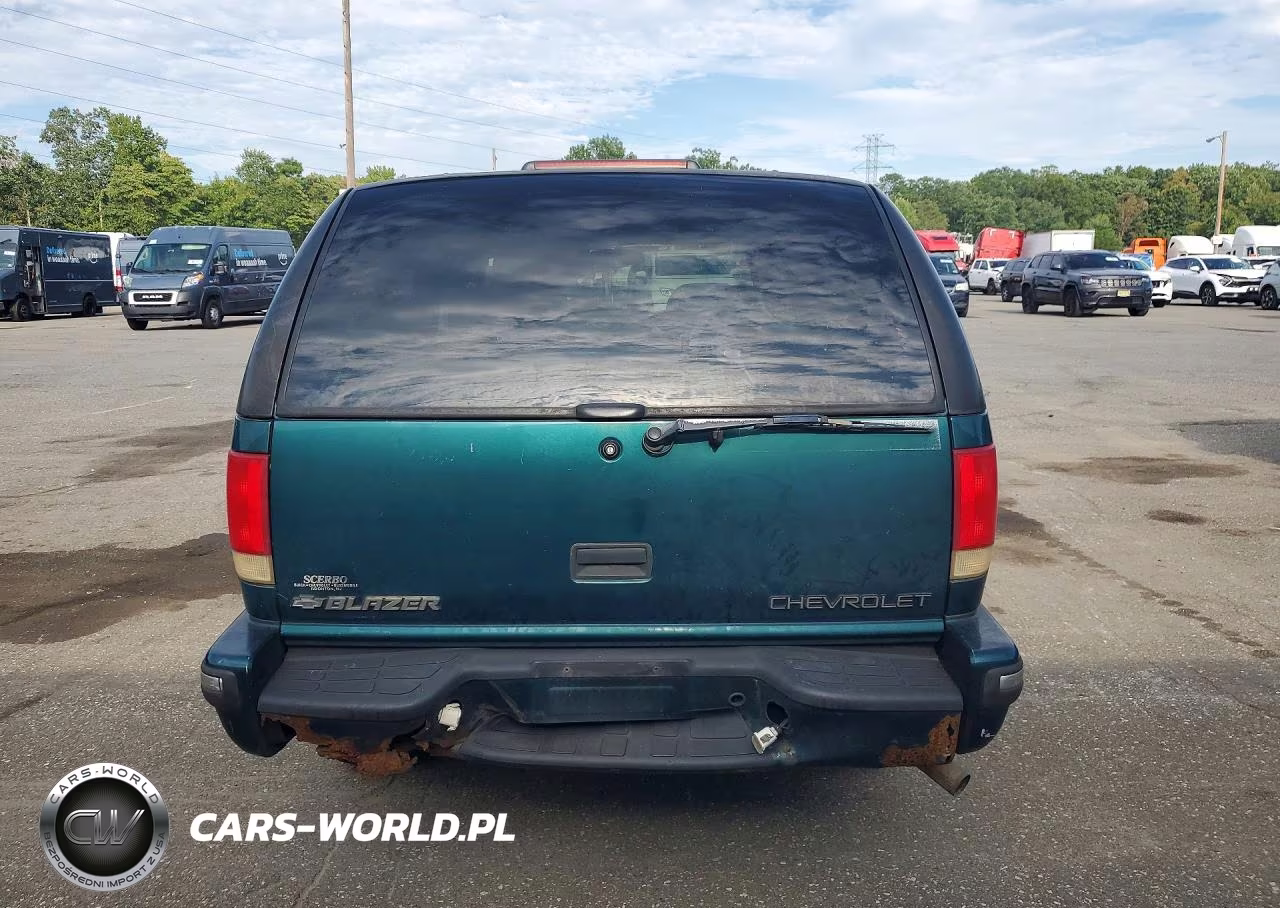 1998 Chevrolet Blazer VIN:1GNDT13W7W2262147 - 6