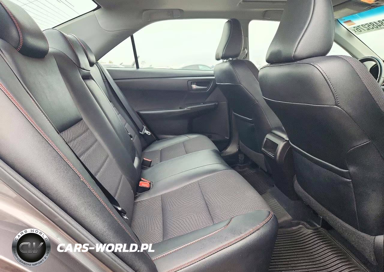 2017 Toyota Camry Se VIN:4T1BF1FK7HU370917 - 10