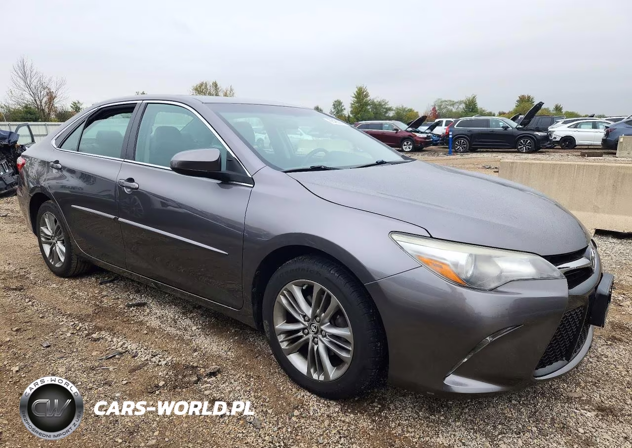 2017 Toyota Camry Se VIN:4T1BF1FK7HU370917 - 4