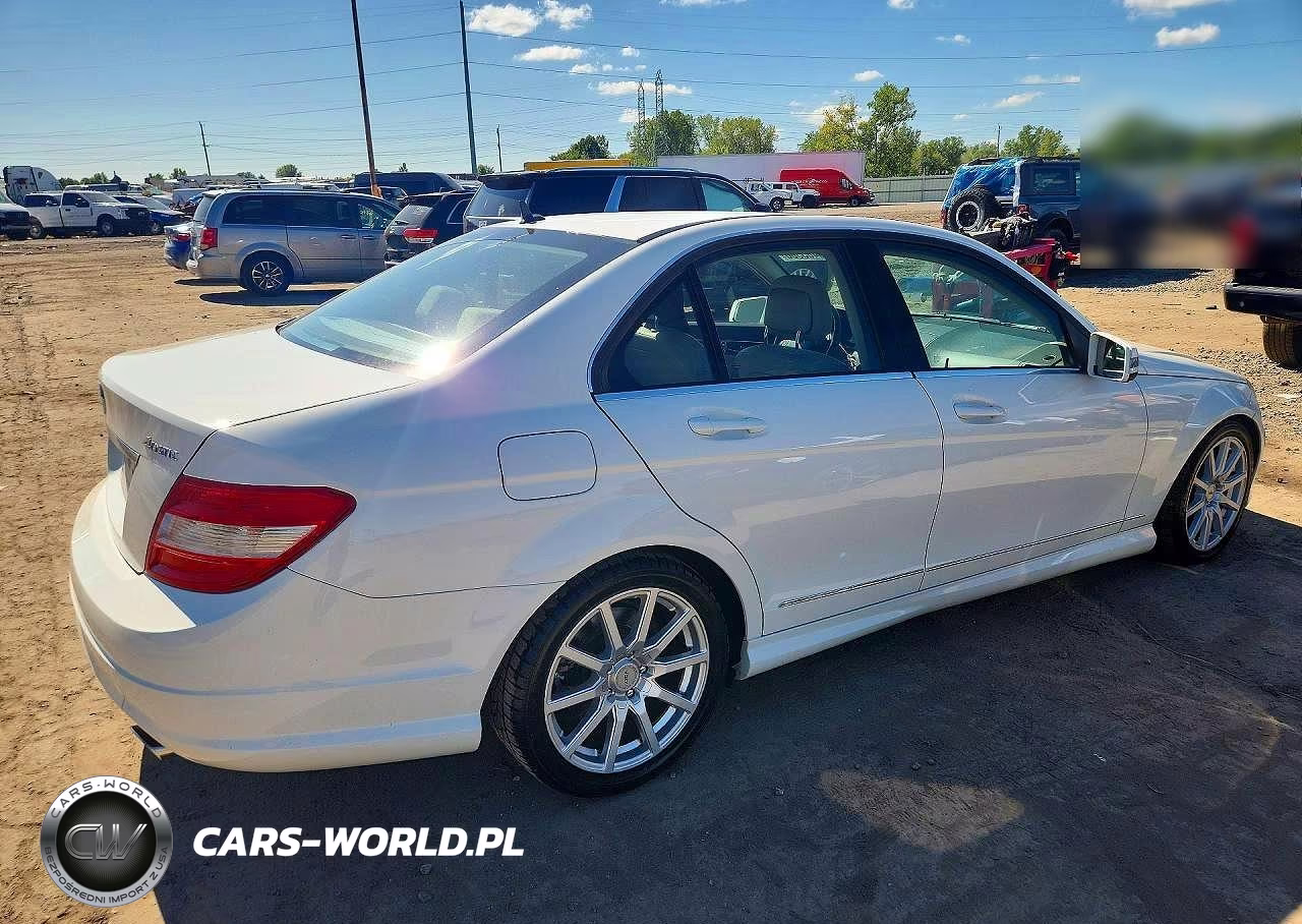 2011 Merz C-Class VIN:WDDGF8BB4BR157853 - 3