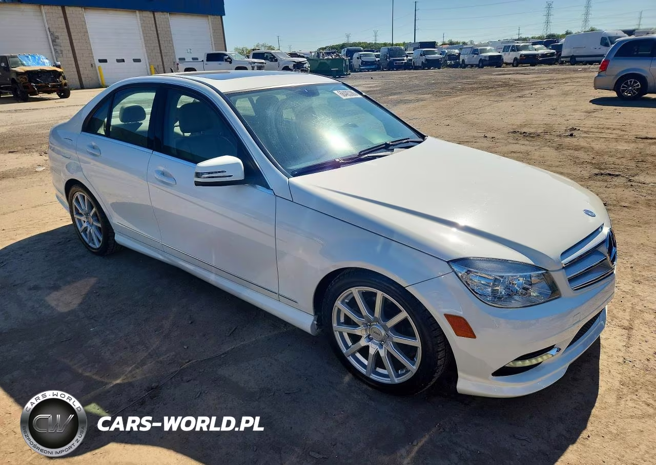 2011 Merz C-Class VIN:WDDGF8BB4BR157853 - 4