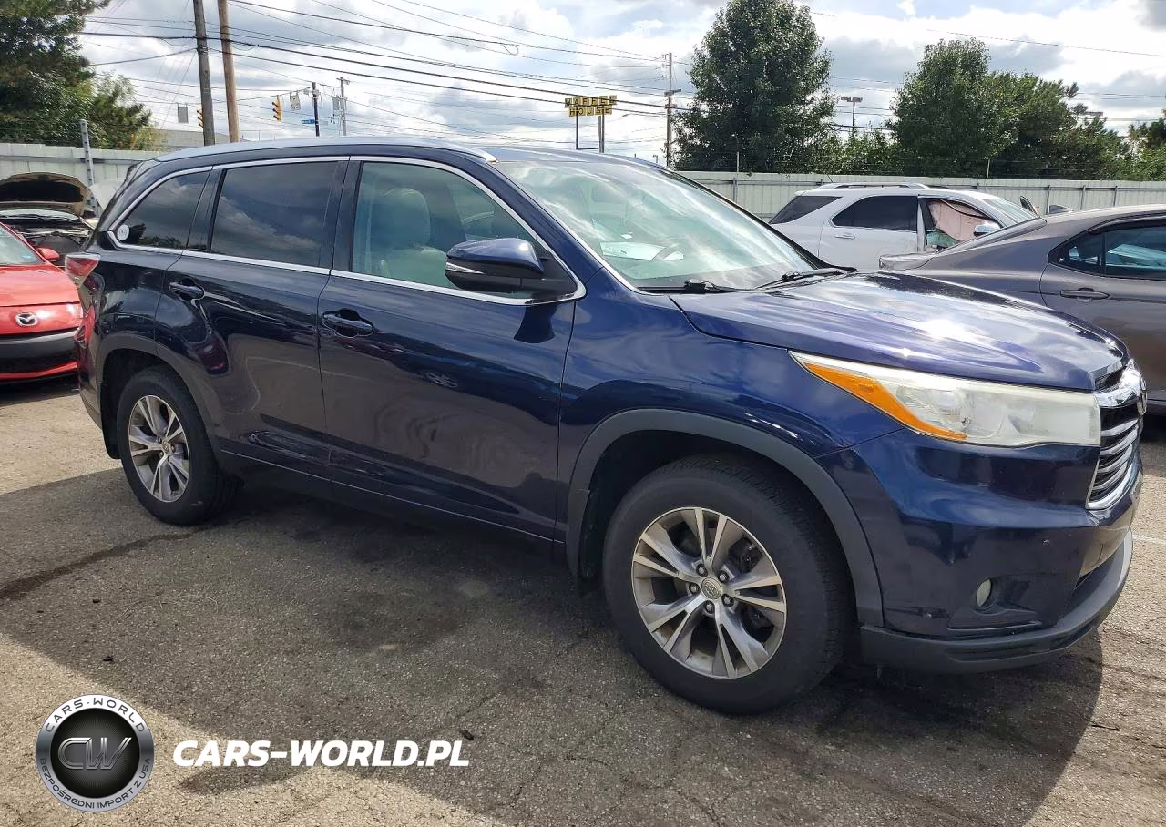 2014 Toyota Highlander Xle VIN:5TDJKRFH5ES021057 - 4