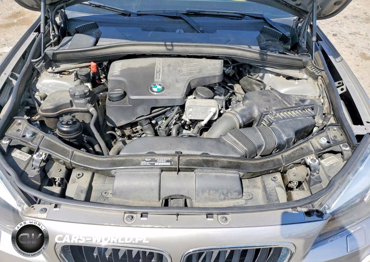 2014 BMW X1 xDrive28I VIN:WBAVL1C51EVY21142 - 12
