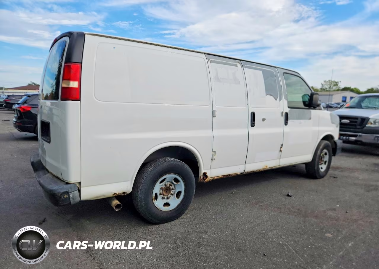 2008 Chev Express G2500 VIN:1GCGG25C181213912 - 3