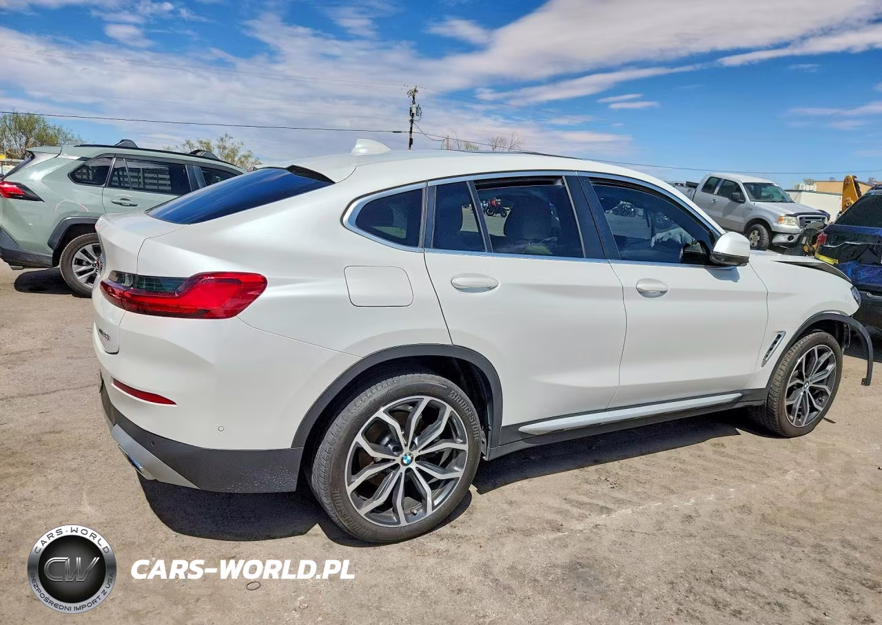 2025 BMW X4 xDrive30I VIN:5UX33DT0XS9Z64786 - 3