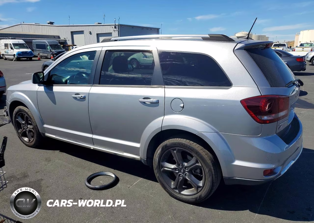2019 Dodge Journey Crossroad VIN:3C4PDDGG5KT838611 - 2