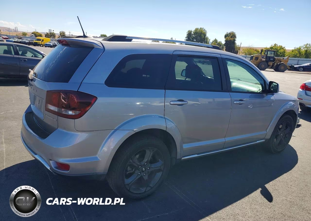 2019 Dodge Journey Crossroad VIN:3C4PDDGG5KT838611 - 3