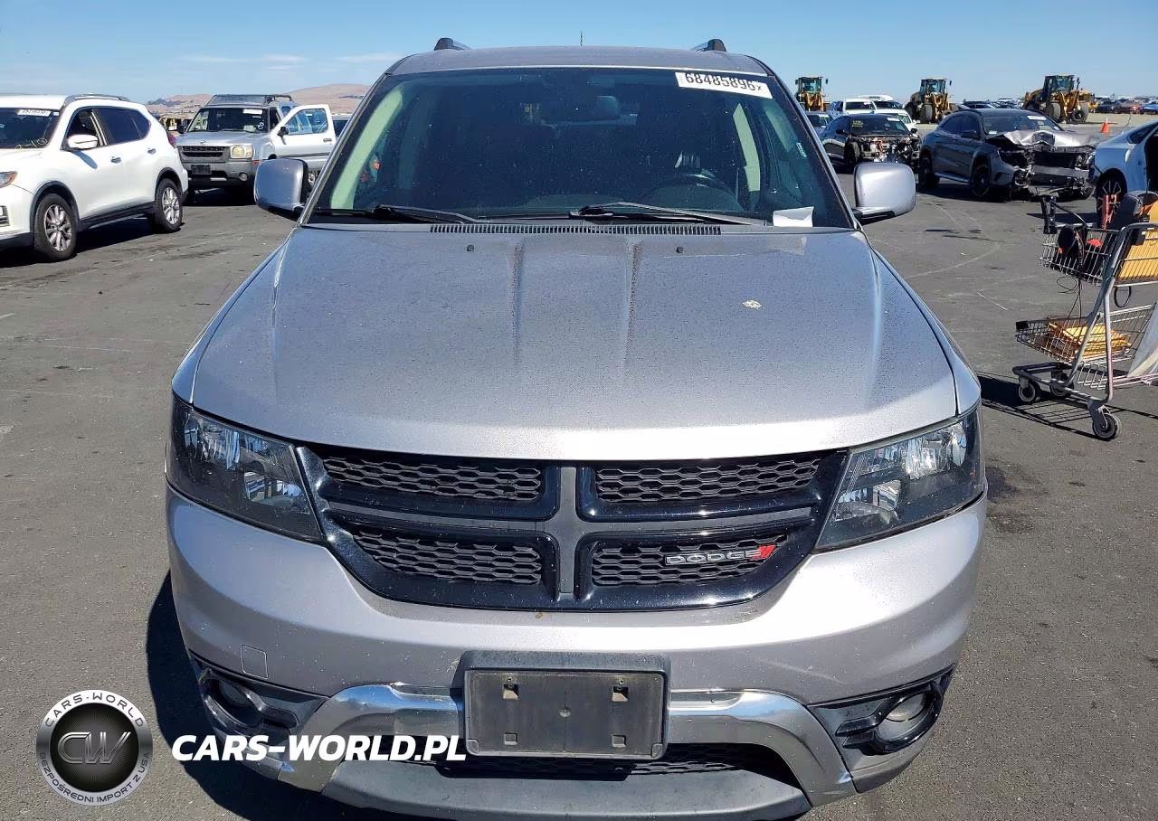 2019 Dodge Journey Crossroad VIN:3C4PDDGG5KT838611 - 5