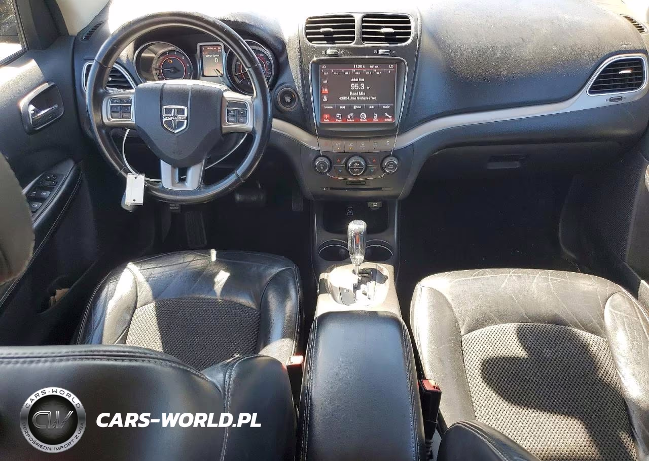 2019 Dodge Journey Crossroad VIN:3C4PDDGG5KT838611 - 8