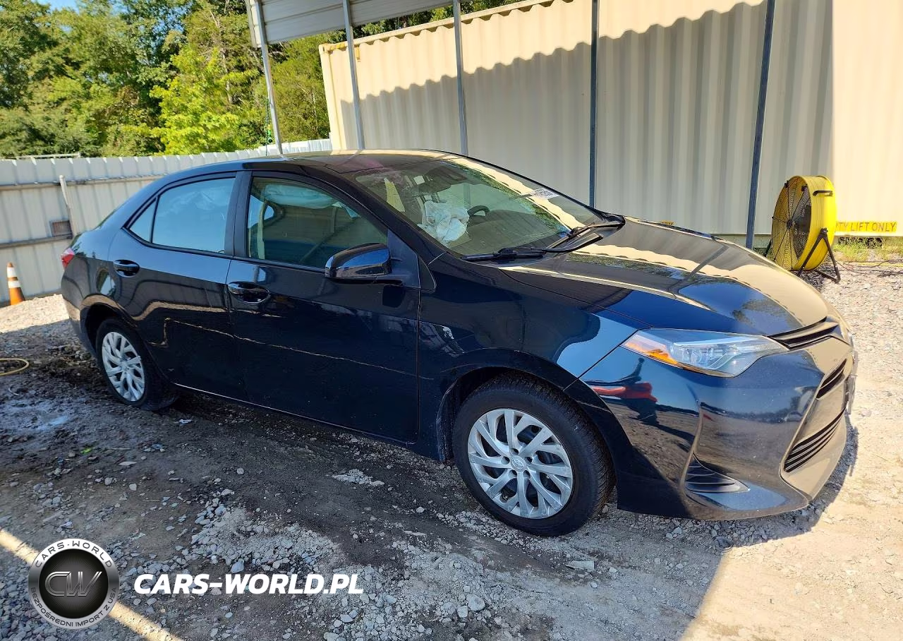 2019 Toyota Corolla Le VIN:5YFBURHE2KP919511 - 4