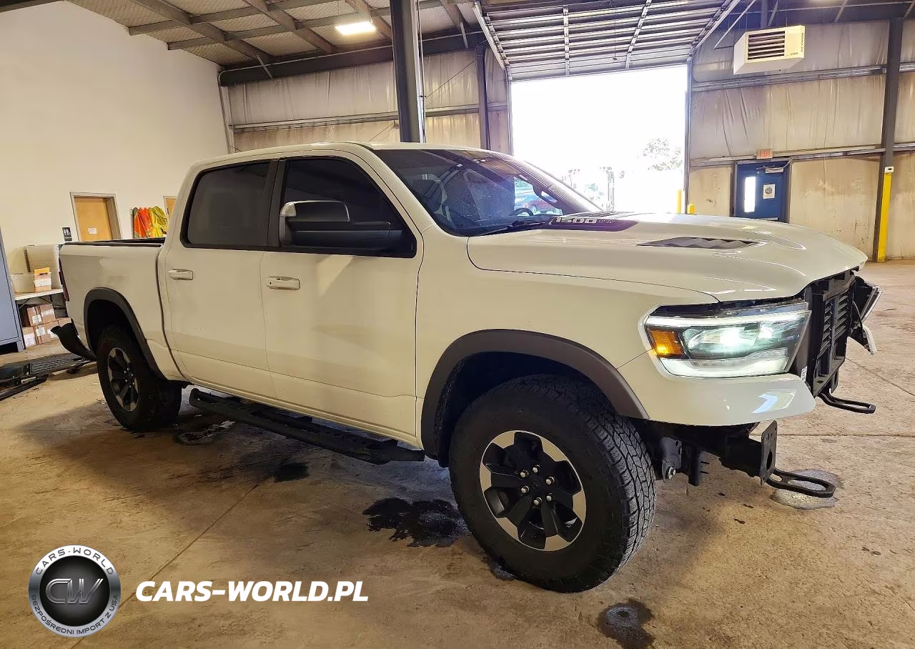 2019 Ram 1500 Rebel VIN:1C6SRFLT7KN784178 - 4