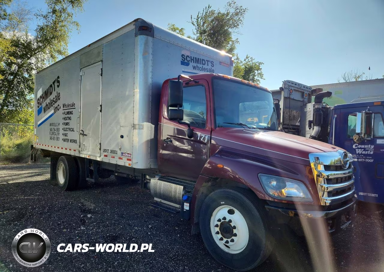 2017 Hino 338 Box Truck VIN:5PVNV8JR7H4S51072 - 4