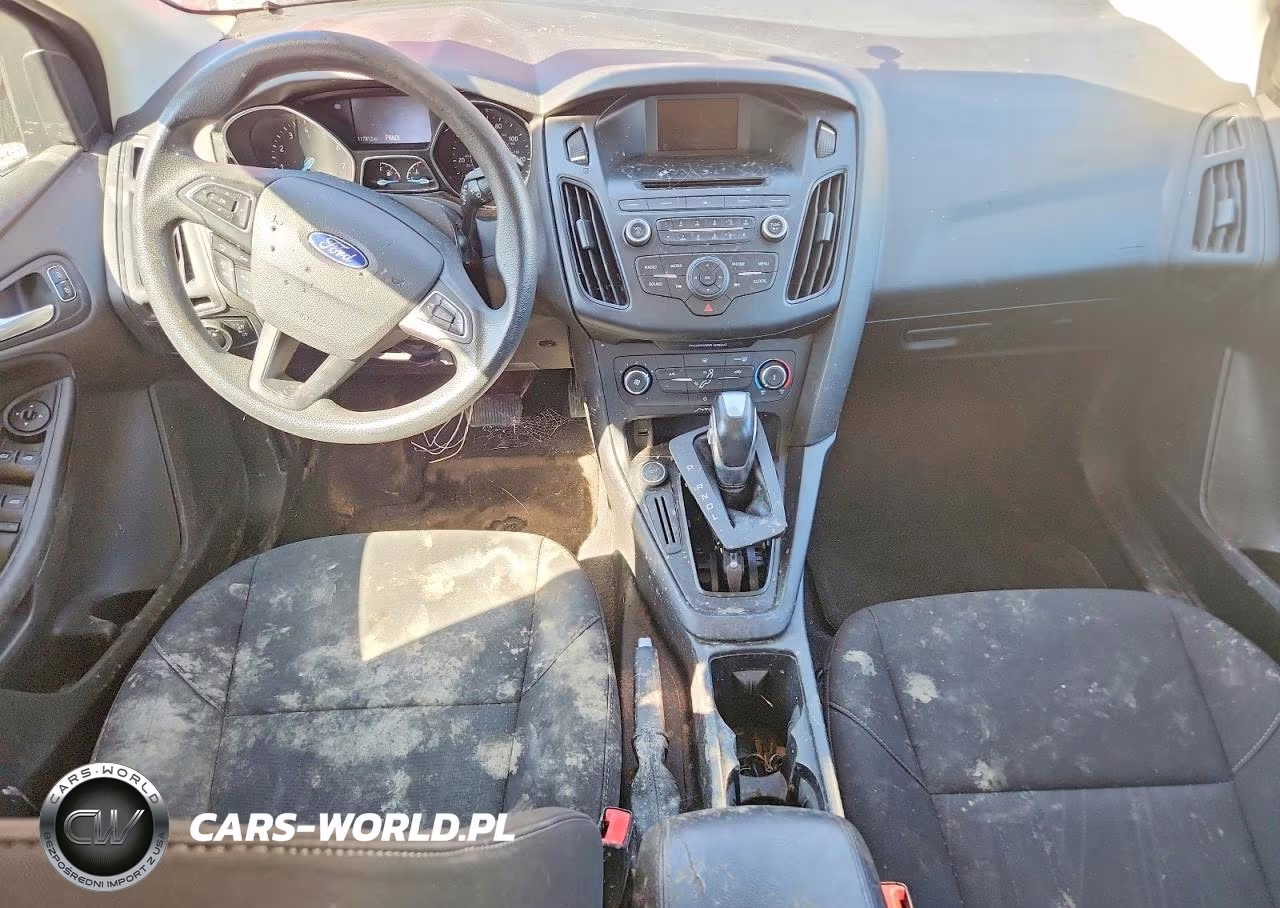 2016 Ford Focus Se VIN:1FADP3K22GL211809 - 8