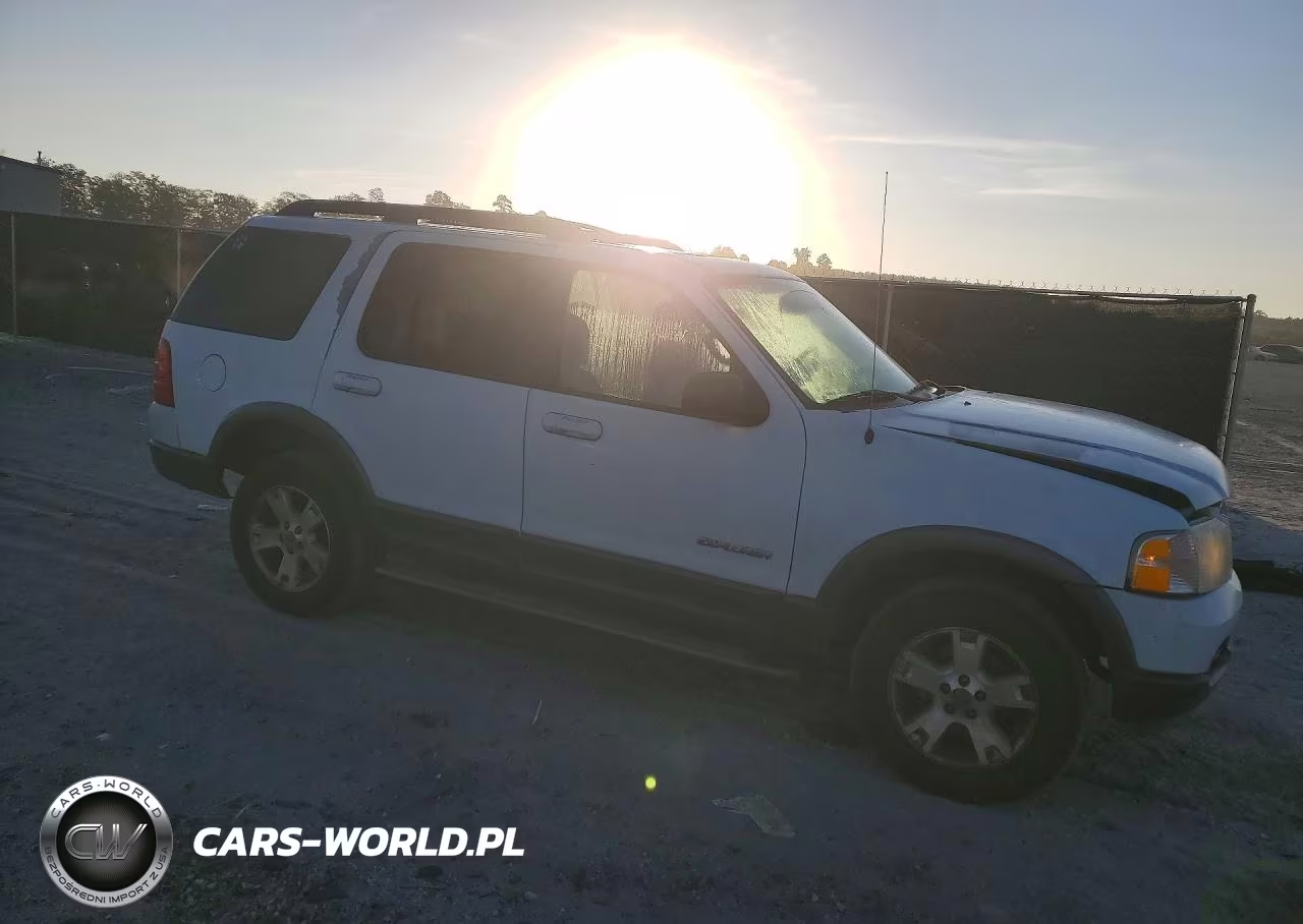 2005 Ford Explorer Xlt VIN:1FMZU63K55UB34641 - 4
