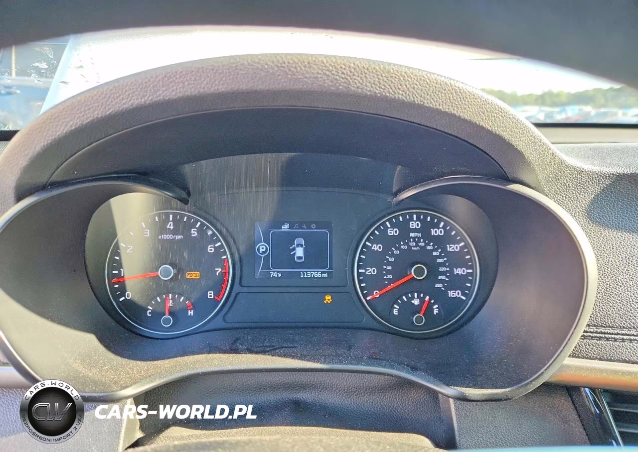 2018 Kia Optima Lx VIN:5XXGT4L34JG268620 - 9