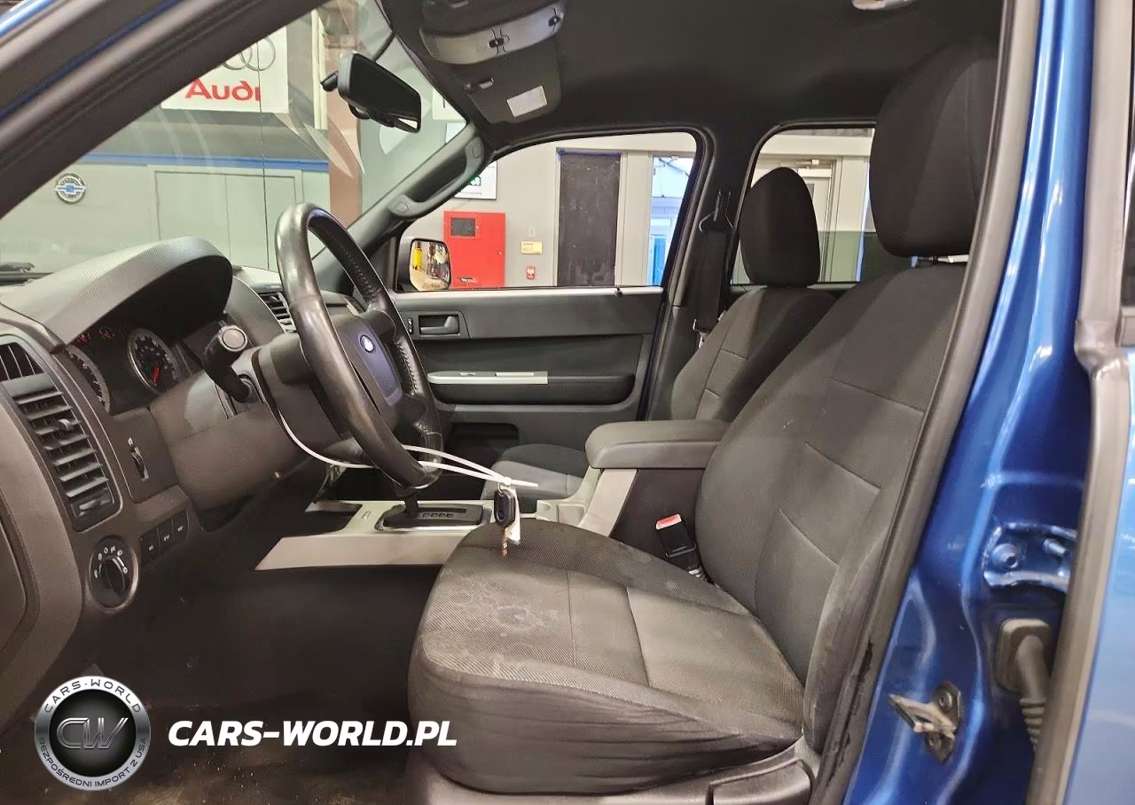 2010 Ford Escape Xlt VIN:1FMCU0D7XAKB28529 - 7