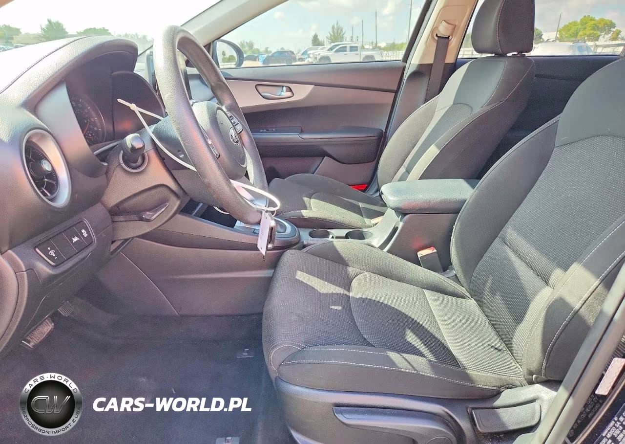 2021 Kia Forte Lxs VIN:3KPF24AD8ME337039 - 7