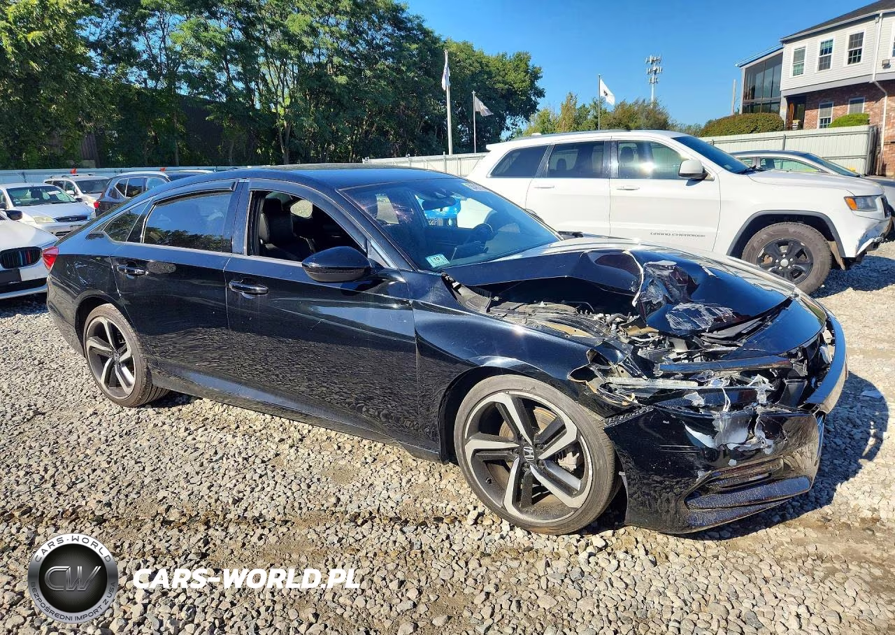 2018 Honda Accord Sport VIN:1HGCV1F36JA053725 - 4