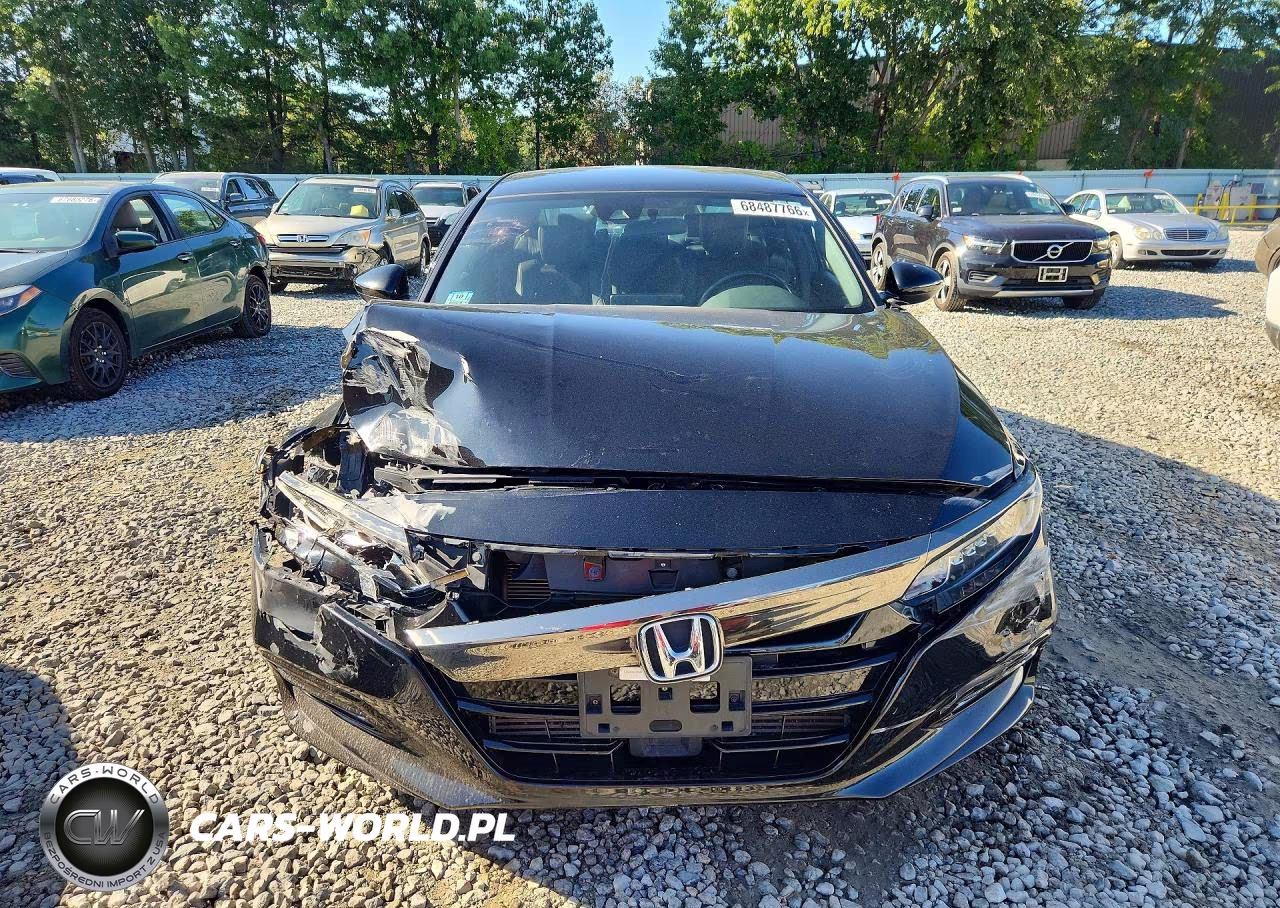2018 Honda Accord Sport VIN:1HGCV1F36JA053725 - 5