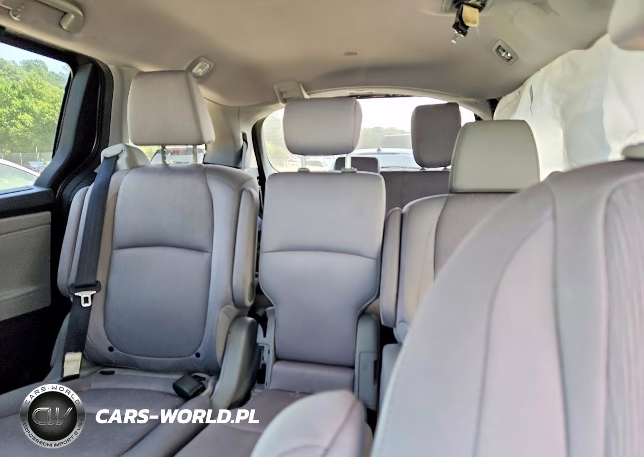 2018 Honda Odyssey Ex VIN:5FNRL6H57JB007211 - 10