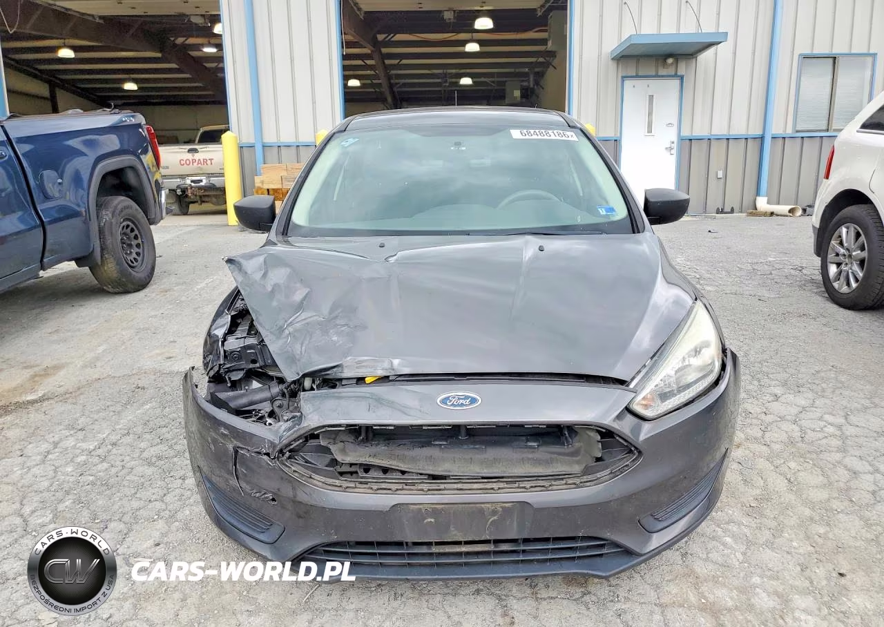 2016 Ford Focus S VIN:1FADP3E29GL358978 - 5