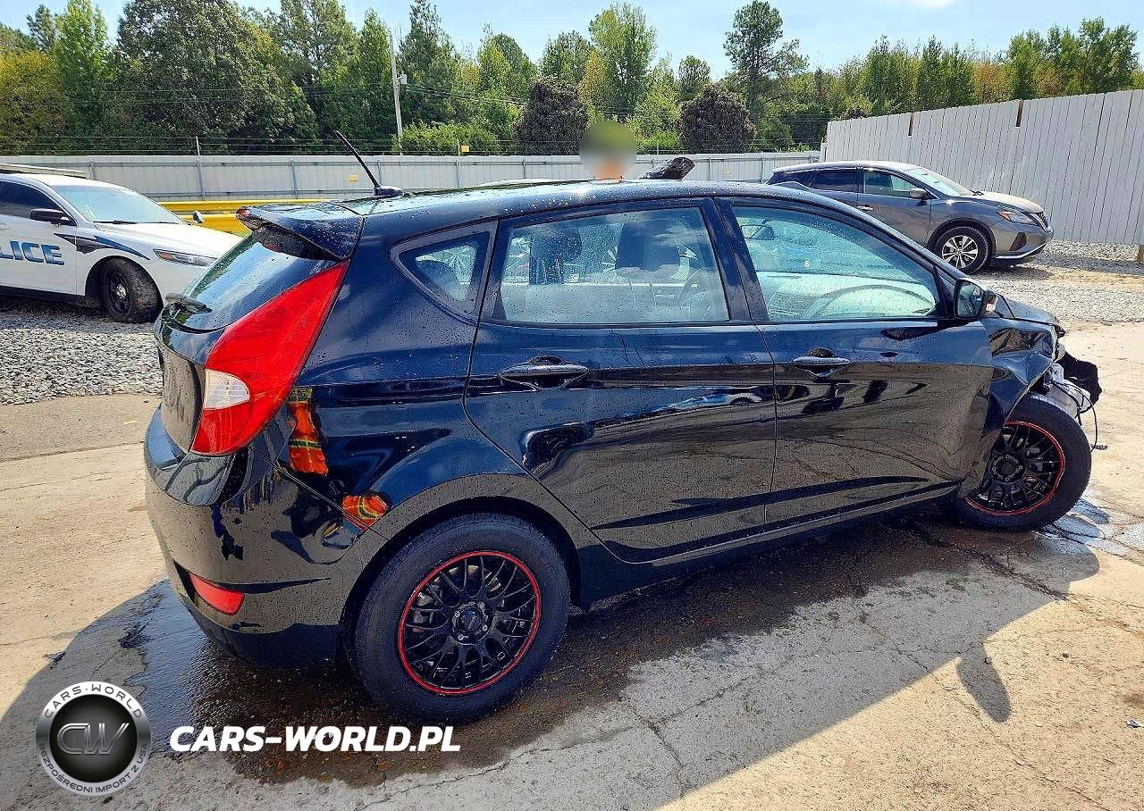 2017 Hyundai Accent Sport VIN:KMHCU5AEXHU364841 - 3
