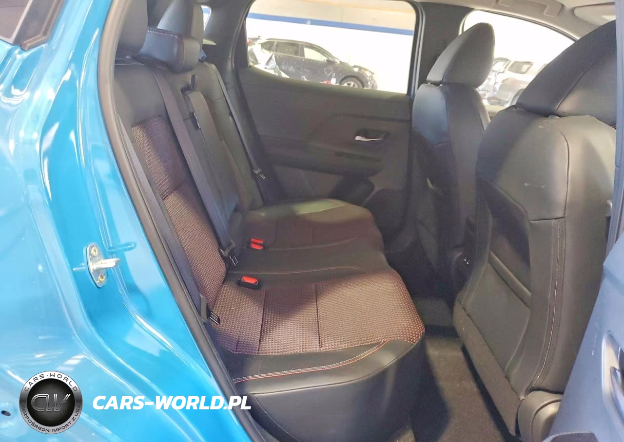 2025 Nissan Kicks Sr VIN:3N8AP6DA2SL316029 - 11