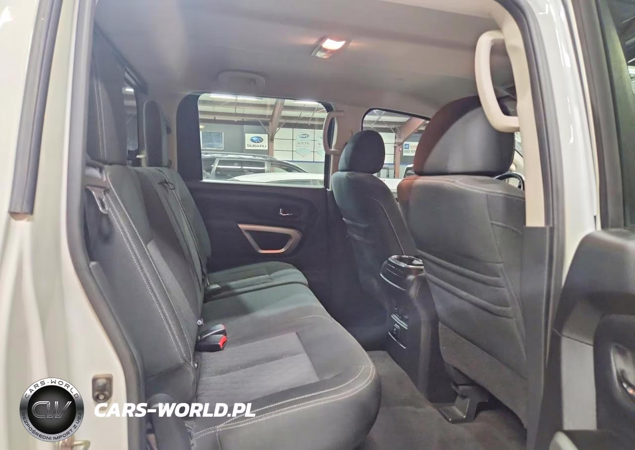 2018 Nissan Titan Sv VIN:1N6AA1E59JN534689 - 10