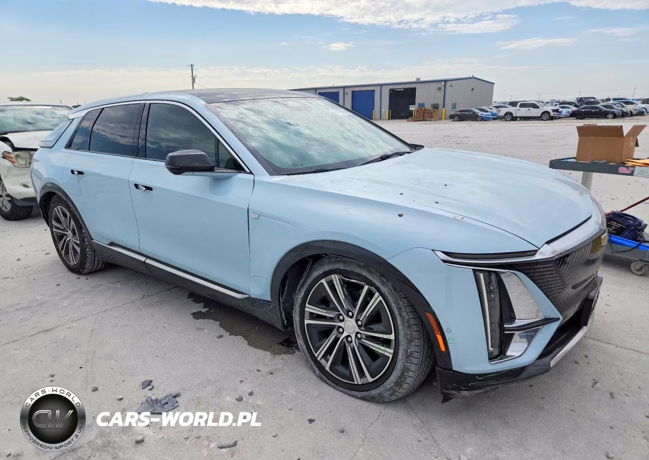 2024 Cadillac Lyriq Luxury VIN:1GYKPRRL6RZ126582 - 4