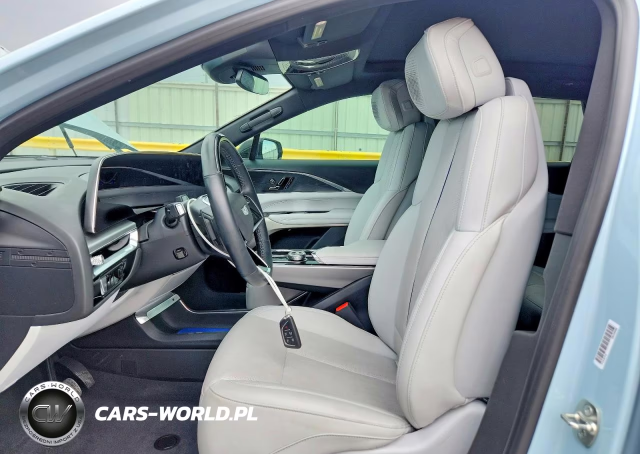 2024 Cadillac Lyriq Luxury VIN:1GYKPRRL6RZ126582 - 7