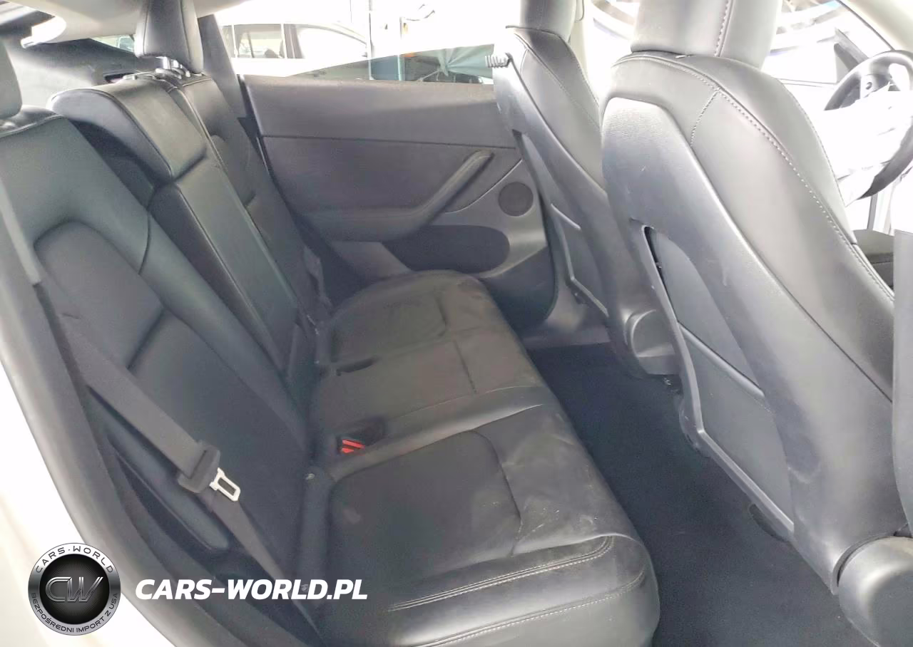 2023 Tesla Model Y VIN:7SAYGDEE7PF792429 - 10