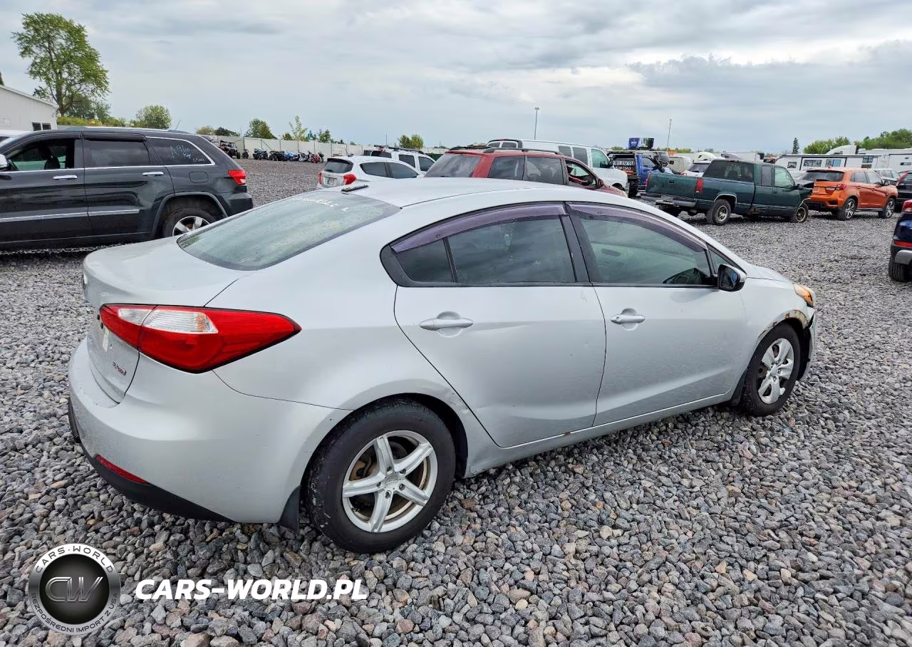 2015 Kia Forte Lx VIN:KNAFK4A61F5370140 - 3