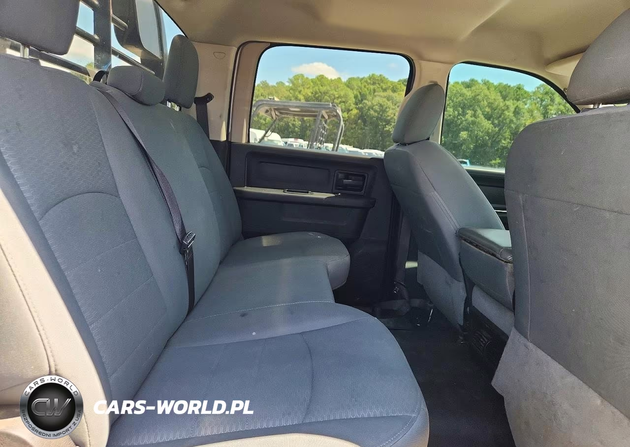 2018 Ram 2500 Tradesman 4X4 6'4 Box VIN:3C6UR5CL0JG275382 - 10
