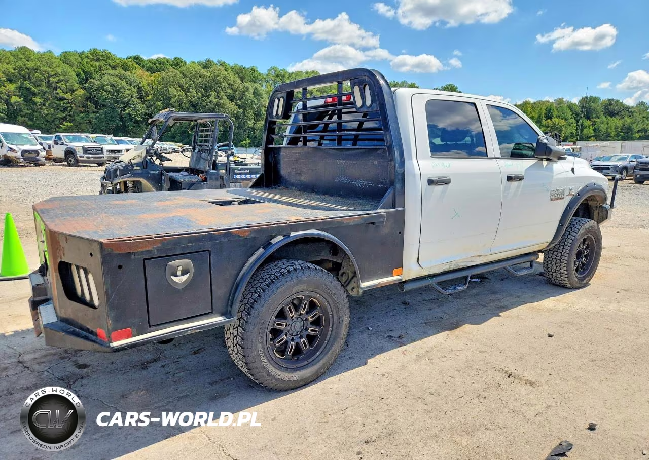 2018 Ram 2500 Tradesman 4X4 6'4 Box VIN:3C6UR5CL0JG275382 - 3